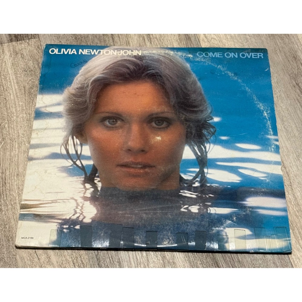 Olivia Newton-John Come On Over Vinyl LP 1976 MCA-2186 Jolene Pop Country Record